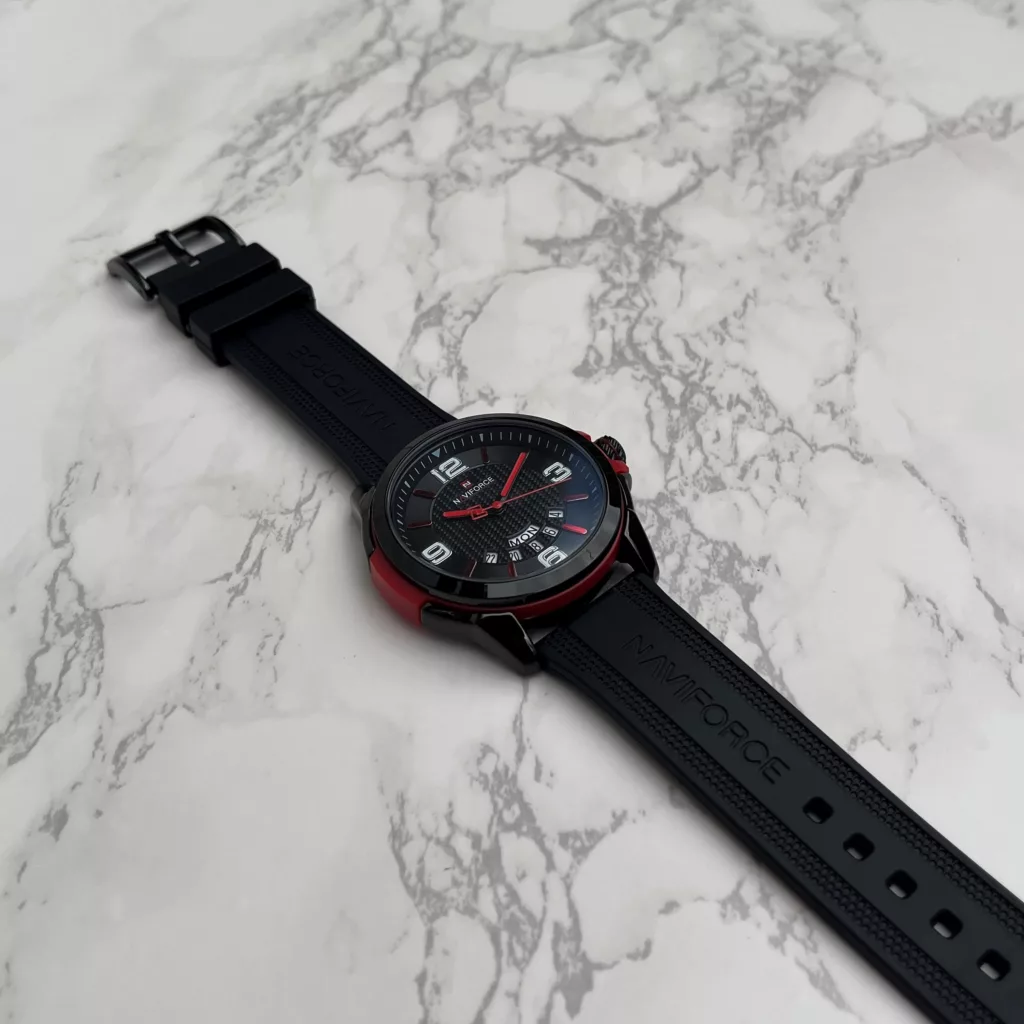 ساعت مچی عقربه‌ای کوارتز مردانه نیوی فورس مدل N/F/9/2/1/5/2/R/N