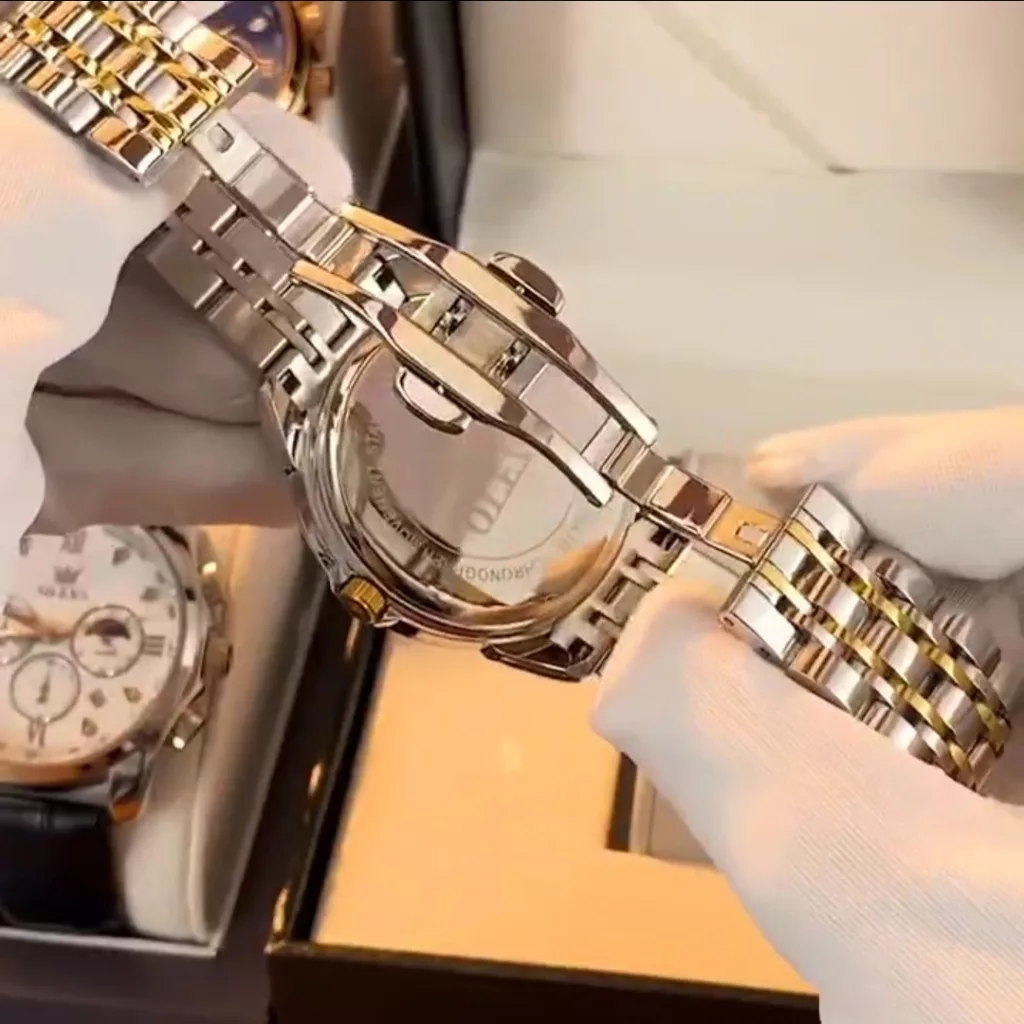 ساعت مچی عقربه‌ای کوارتز مردانه اُ لِوز مدل ۹۹۳۱