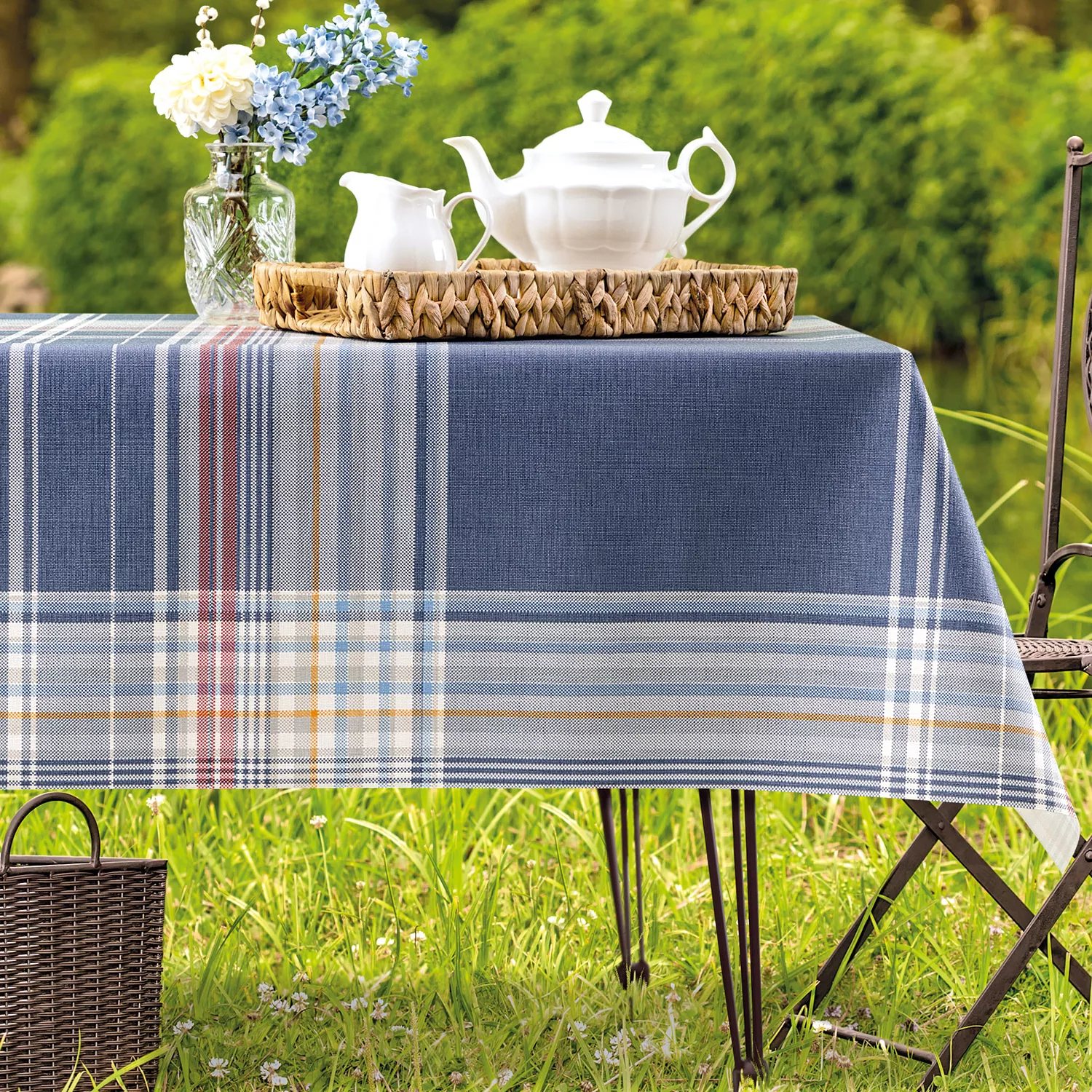 سفره شش نفره مادام کوکو مدل Farrant-SQR.Lacivert