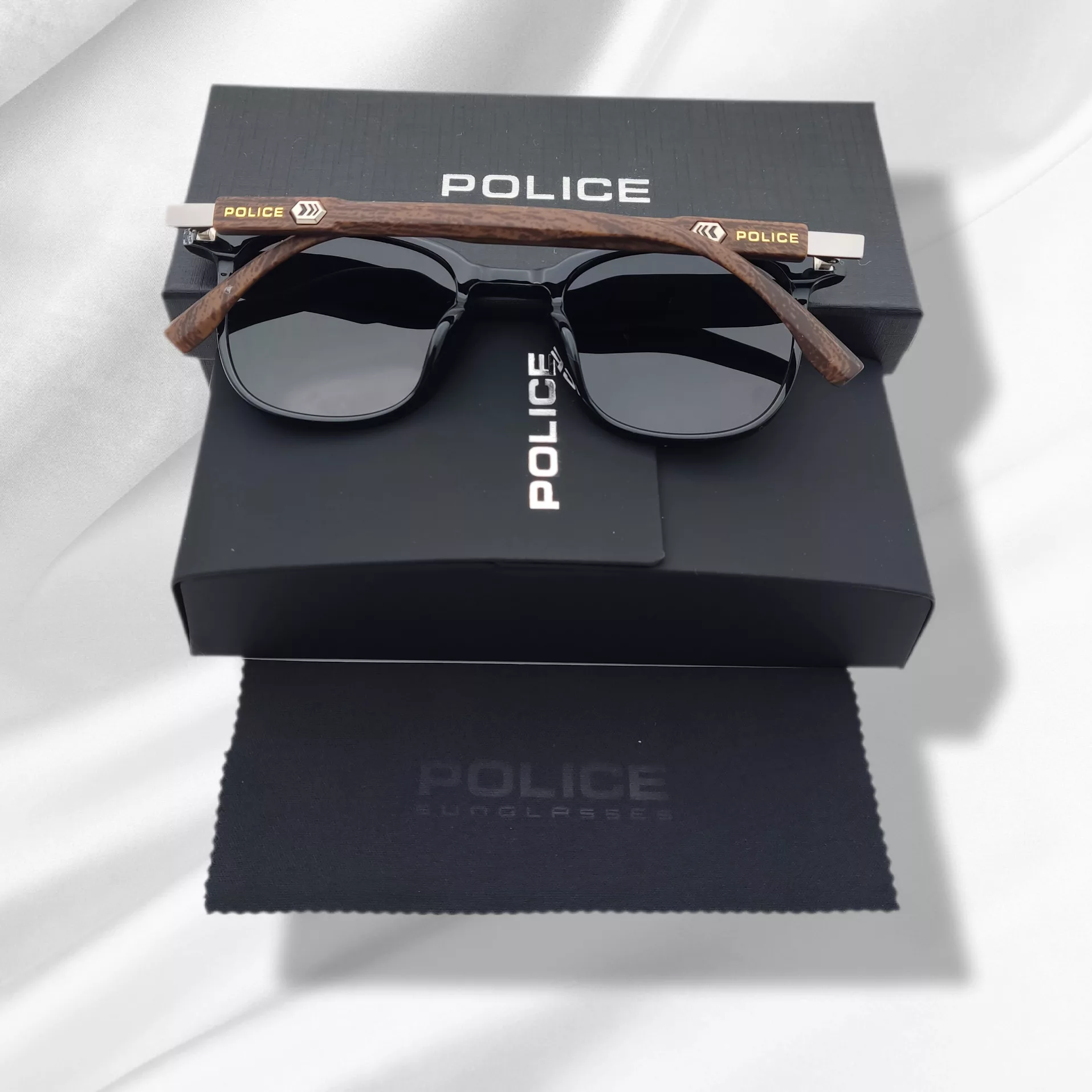 عینک آفتابی ویفرر (Wayfarer) پلیس مدل D2516P