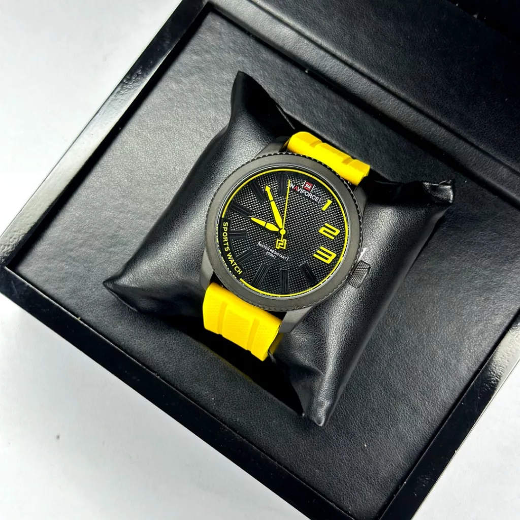 ساعت مچی عقربه‌ای مردانه نیوی فورس مدل Nf9202