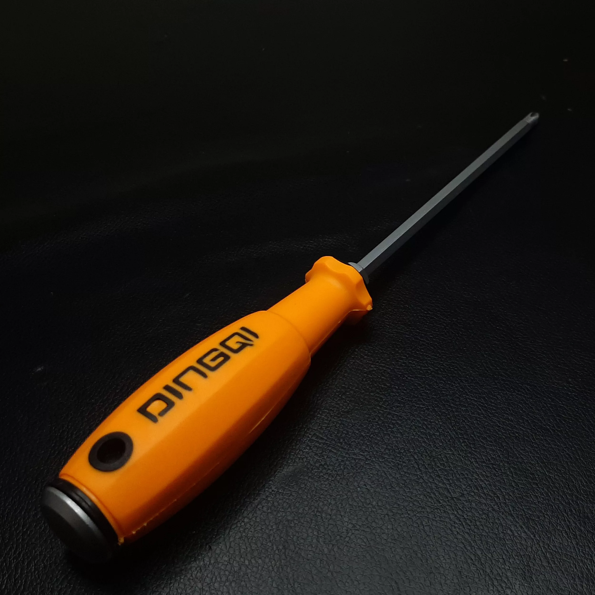 پیچ گوشتی ضربه خور یک سر چهارسو یک سر دو سو دینگشی مدل D68-706