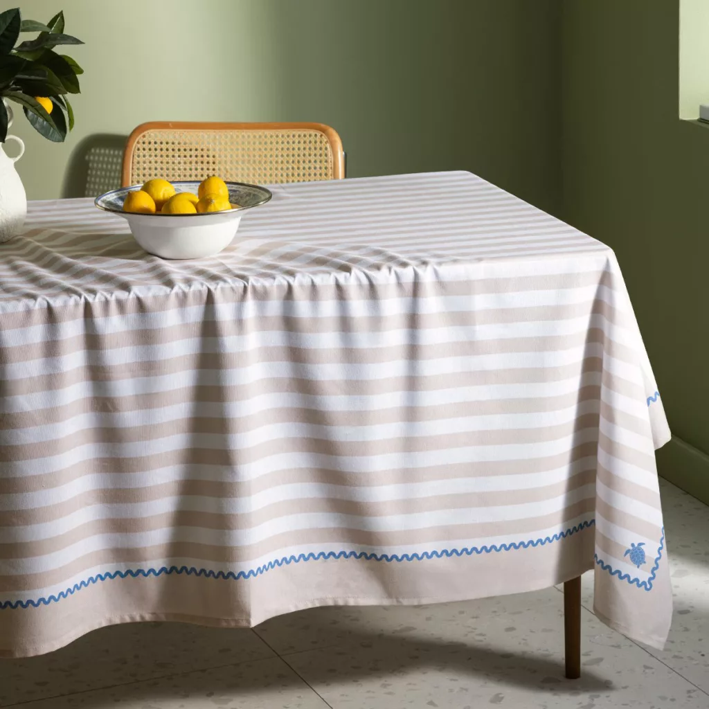 سفره شش نفره مادام کوکو مدل Louve سایز 150*200 سانتی متر