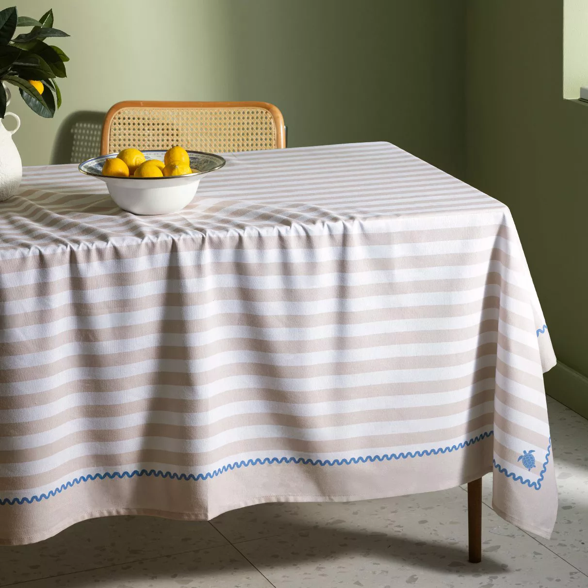 سفره شش نفره مادام کوکو مدل Louve سایز 150*200 سانتی متر