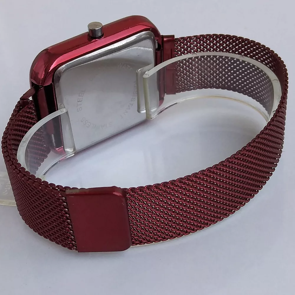 ساعت مچی دیجیتال مدل LED دکمه ای کد 120