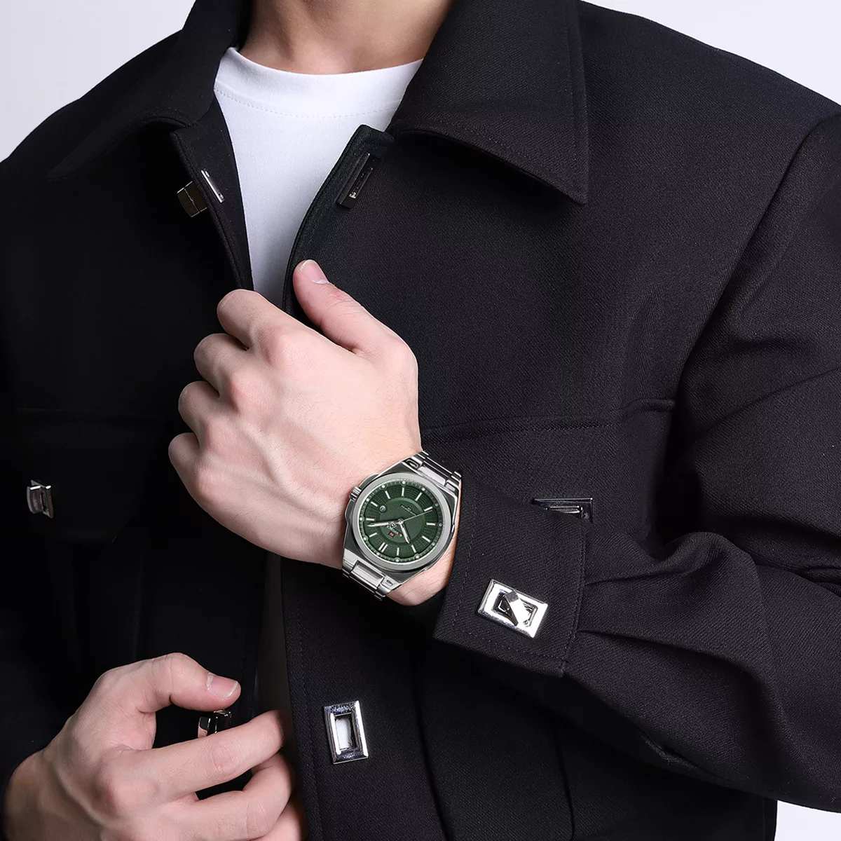 ساعت مچی عقربه‌ای مردانه نیوی فورس مدل nf9212