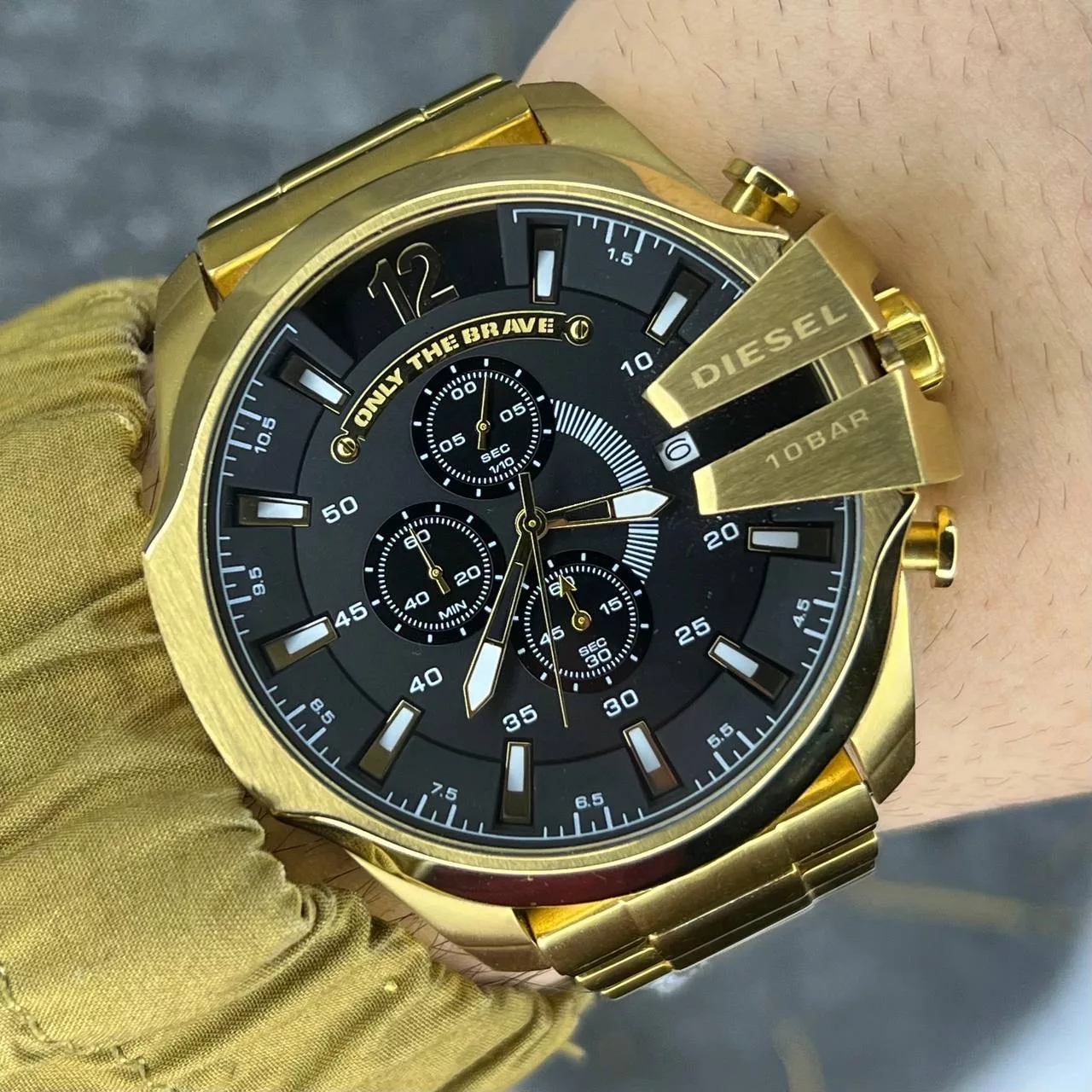 ساعت مچی عقربه‌ای مردانه دیزل مدل شاخدار 27711