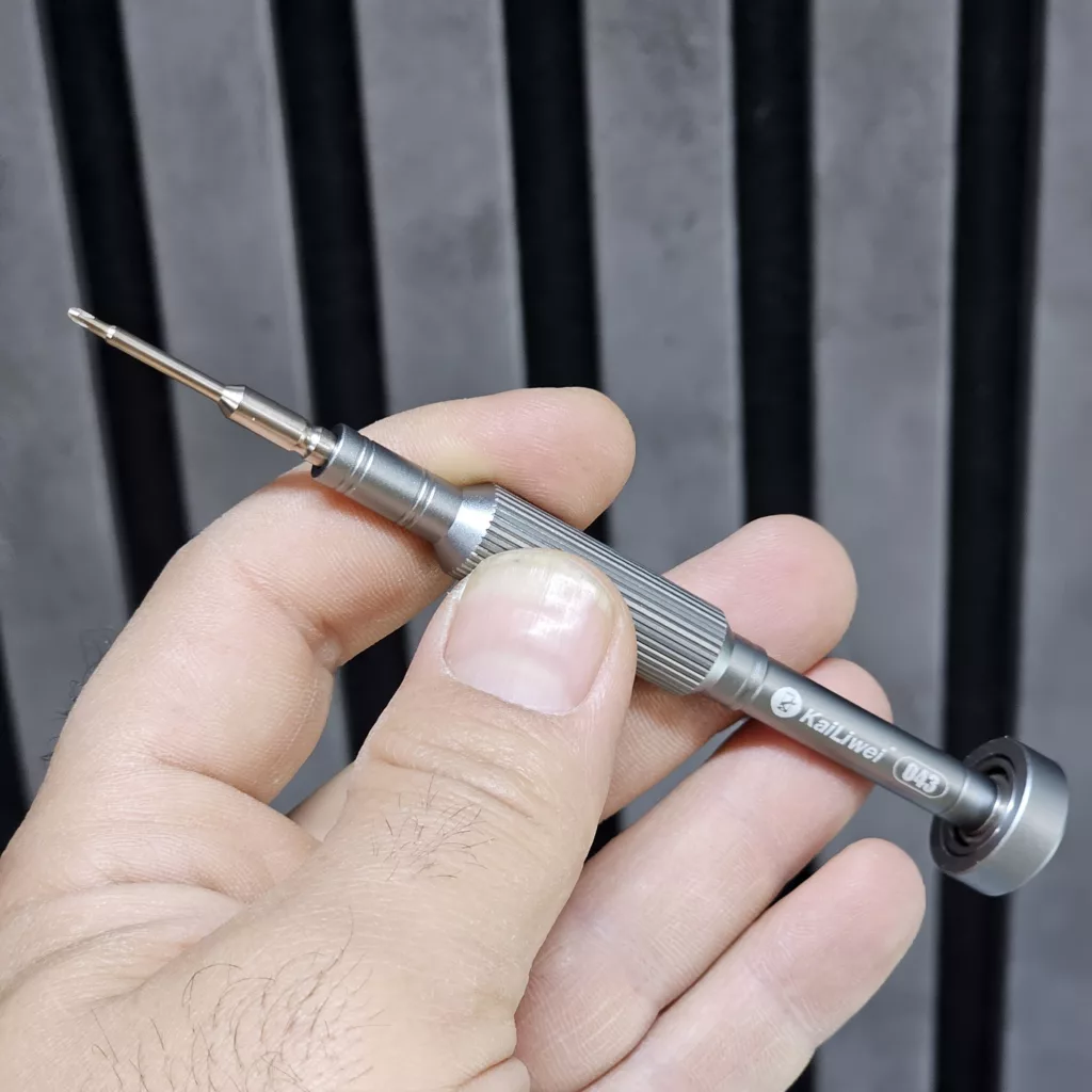 پیچ گوشتی چهارسو موبایلی کایلیوی مدل 043 سایز 1.5 میلی متر