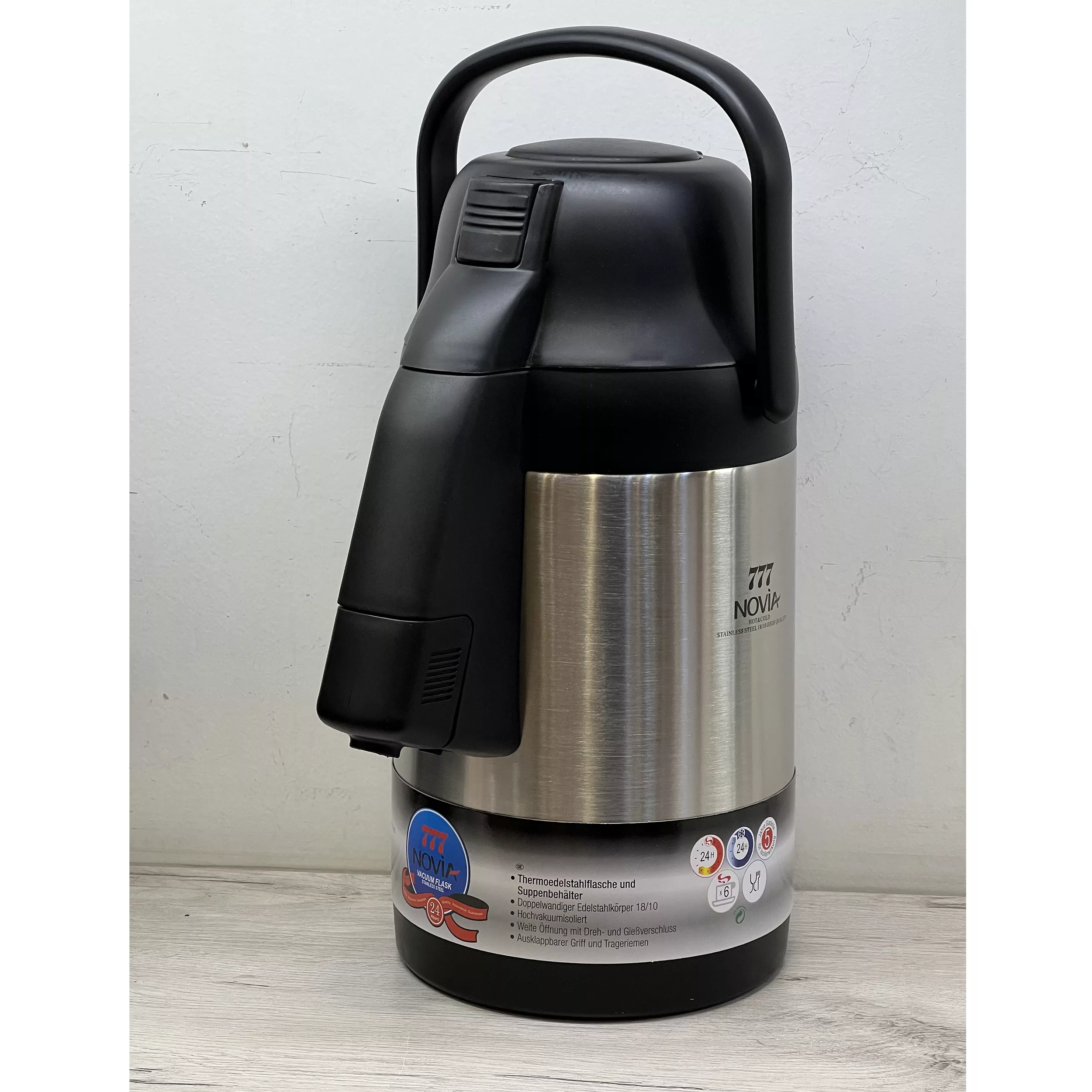 فلاکس ناویا مدل 777 گنجایش 3 لیتر