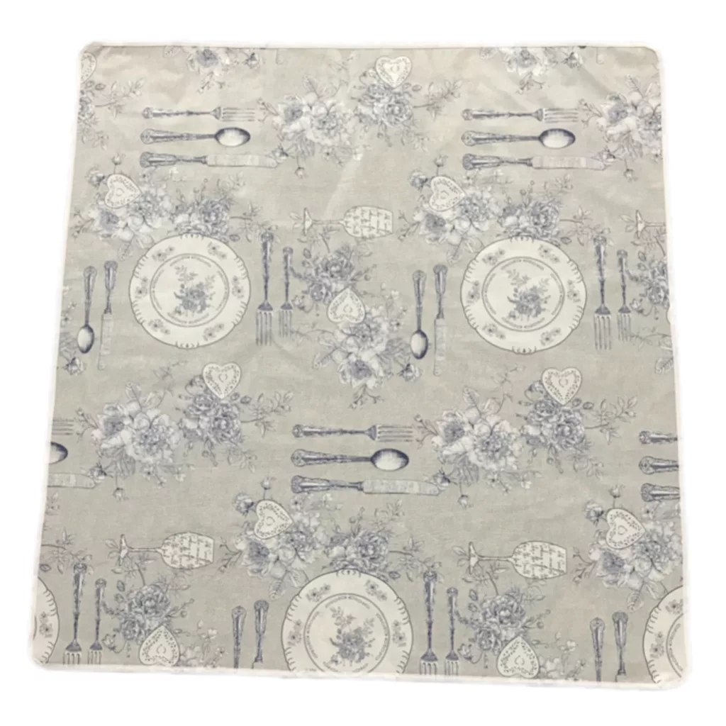 سفره 4 نفره مدل ماژستیک طرح 2 رو سایز 100×100 سانتی متر کد 05