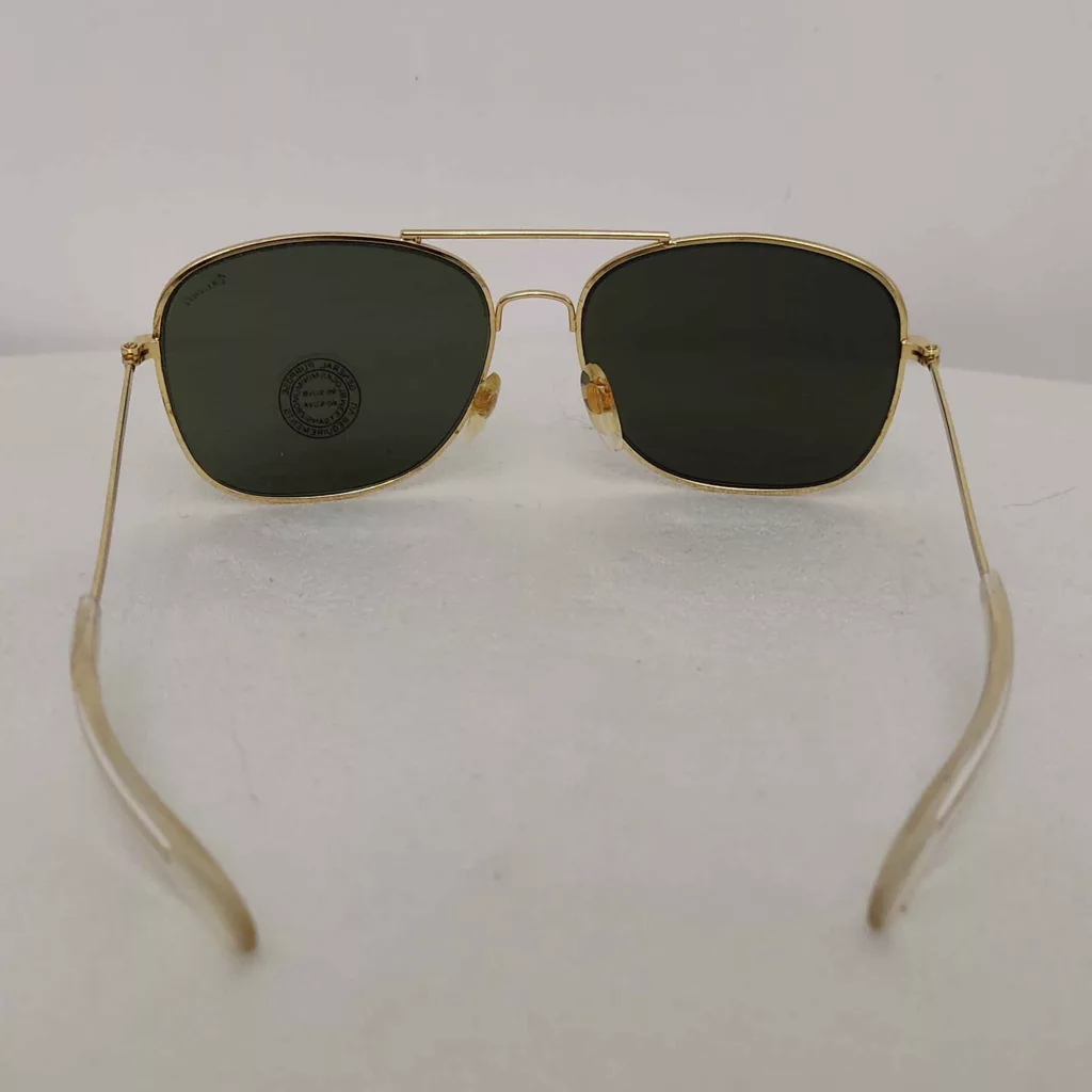 عینک آفتابی مدل خلبانی