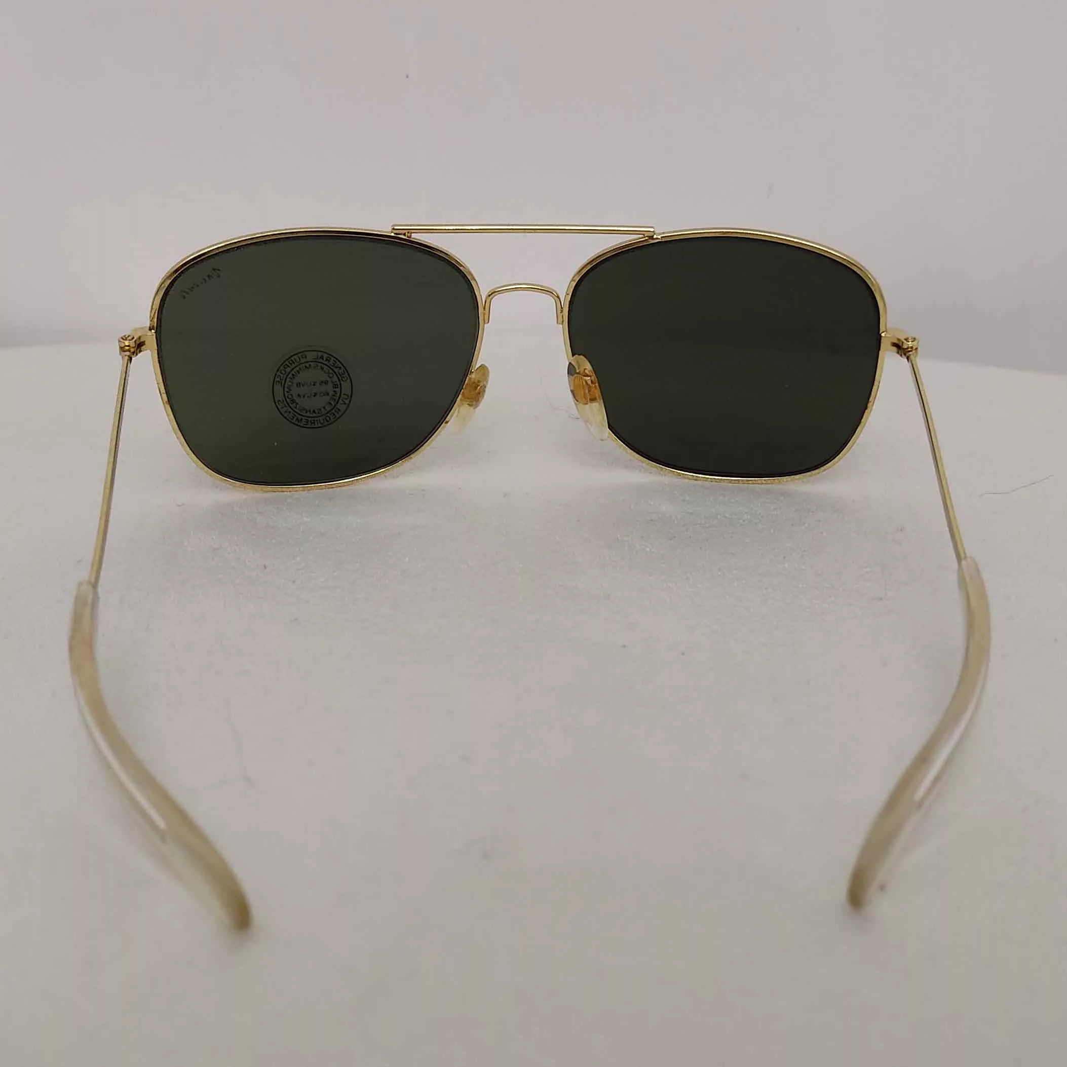 عینک آفتابی مدل خلبانی
