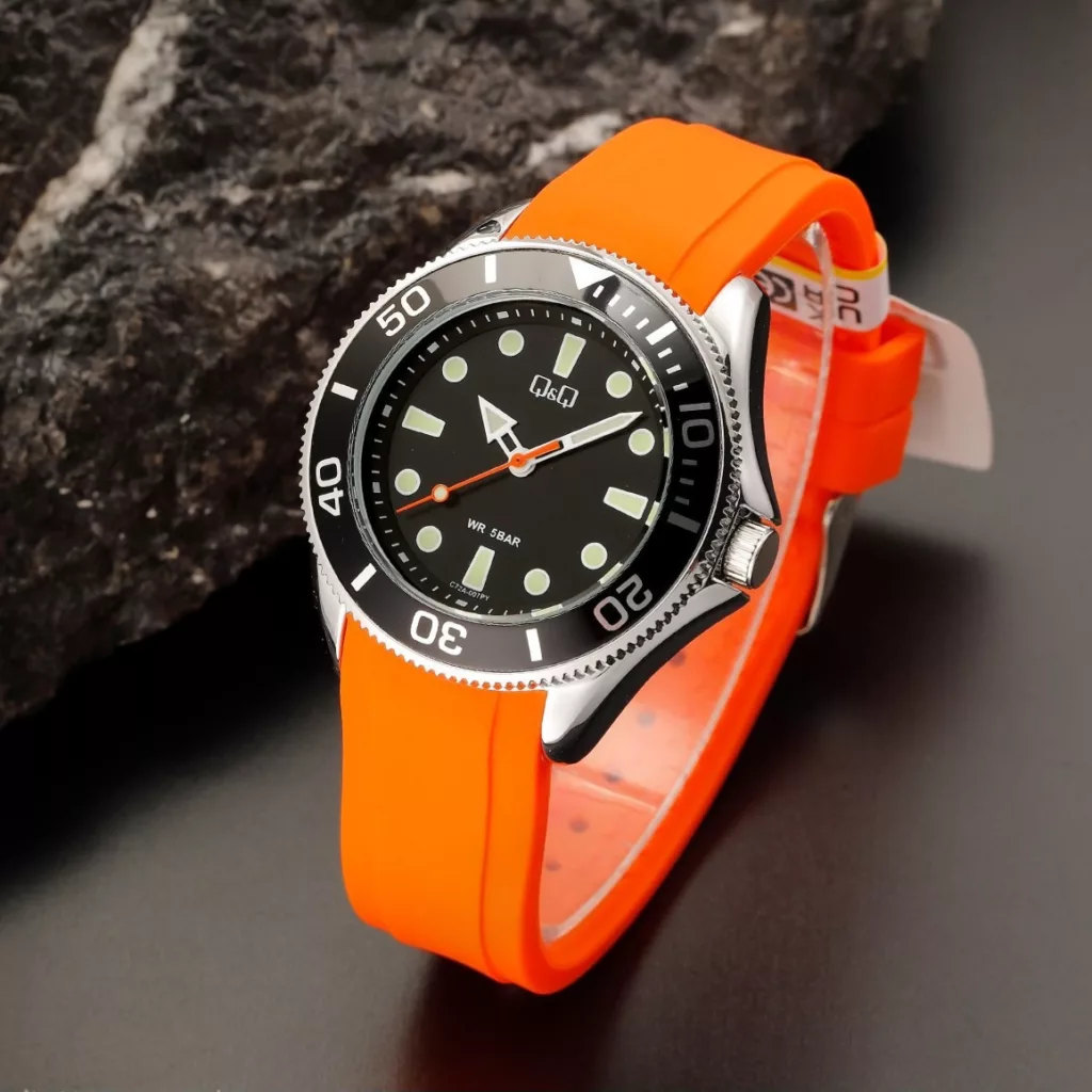 ساعت مچی عقربه‌ای کوارتز مردانه کیو اند کیو مدل C72A-007PY