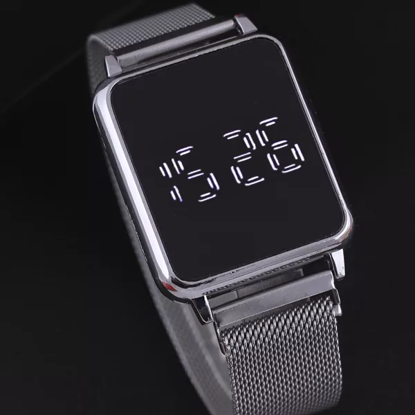 ساعت مچی دیجیتال مدل LE 3671 -NO-ME