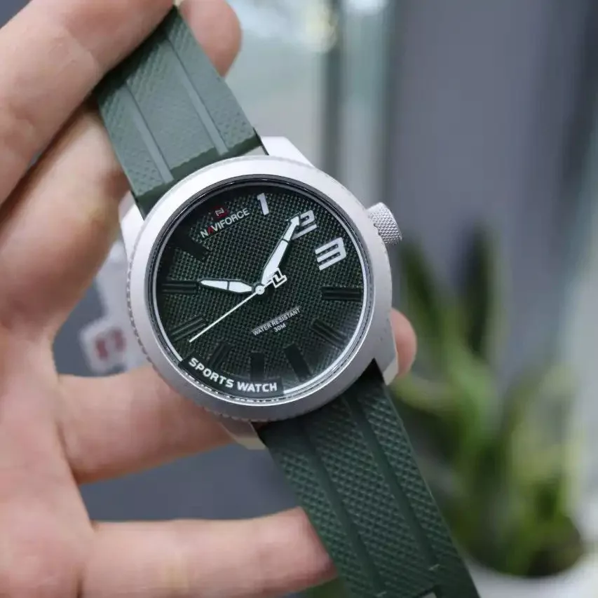 ساعت مچی عقربه‌ای مردانه  کوارتز نیوی فورس مدل nf9202