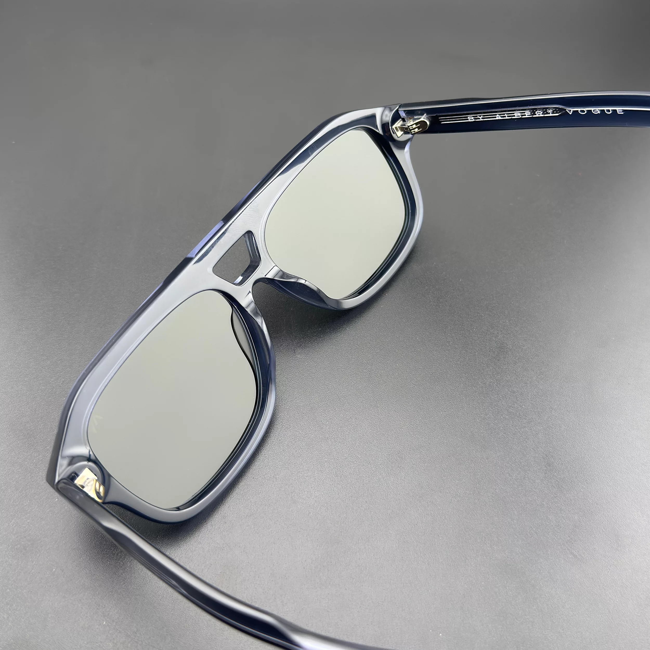 عینک آفتابی خلبانی (Aviator) آلبرت وگ مدل S32102C3 Acetate Avantgarde Visionary