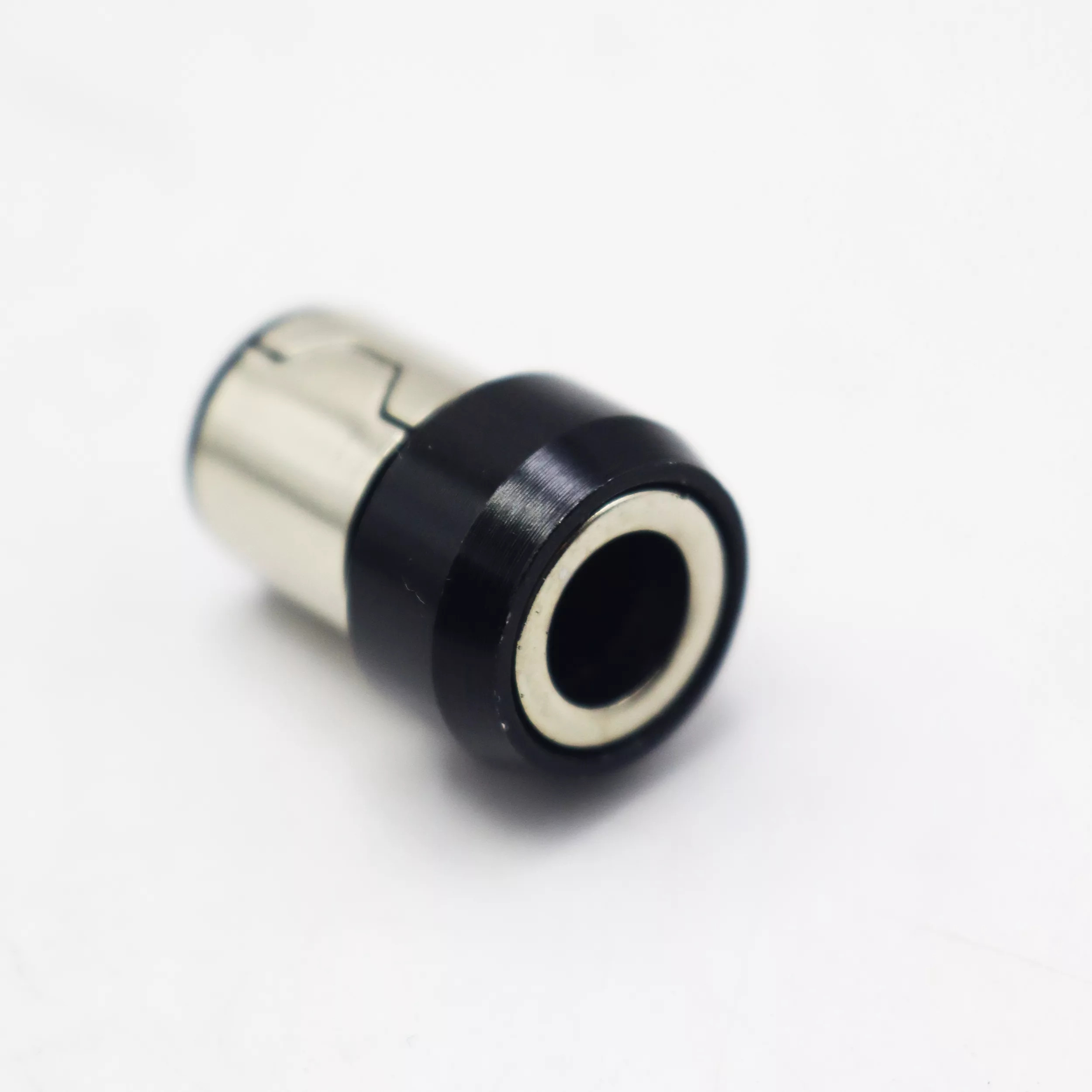 حلقه سر پیچ گوشتی مدل مغناطیسی YP-BLACK Magnetic Ring-1/4 مجموعه 10 عددی