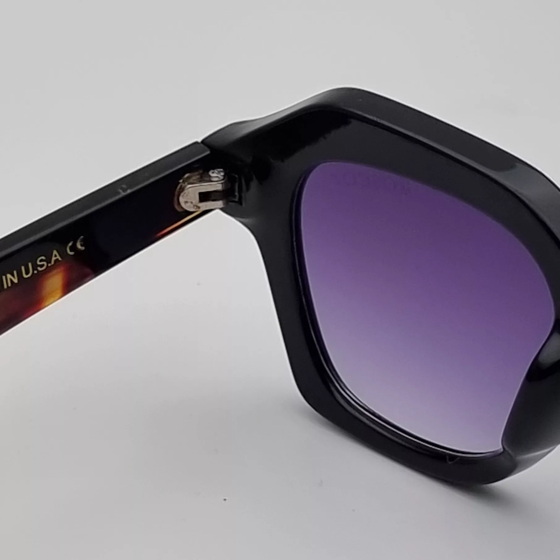 عینک آفتابی موسکوت مدل 6011M