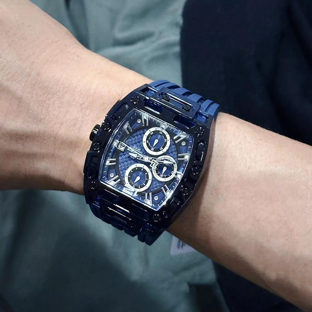 ساعت مچی عقربه‌ای کوارتز مردانه نیوی فورس مدل nf7105