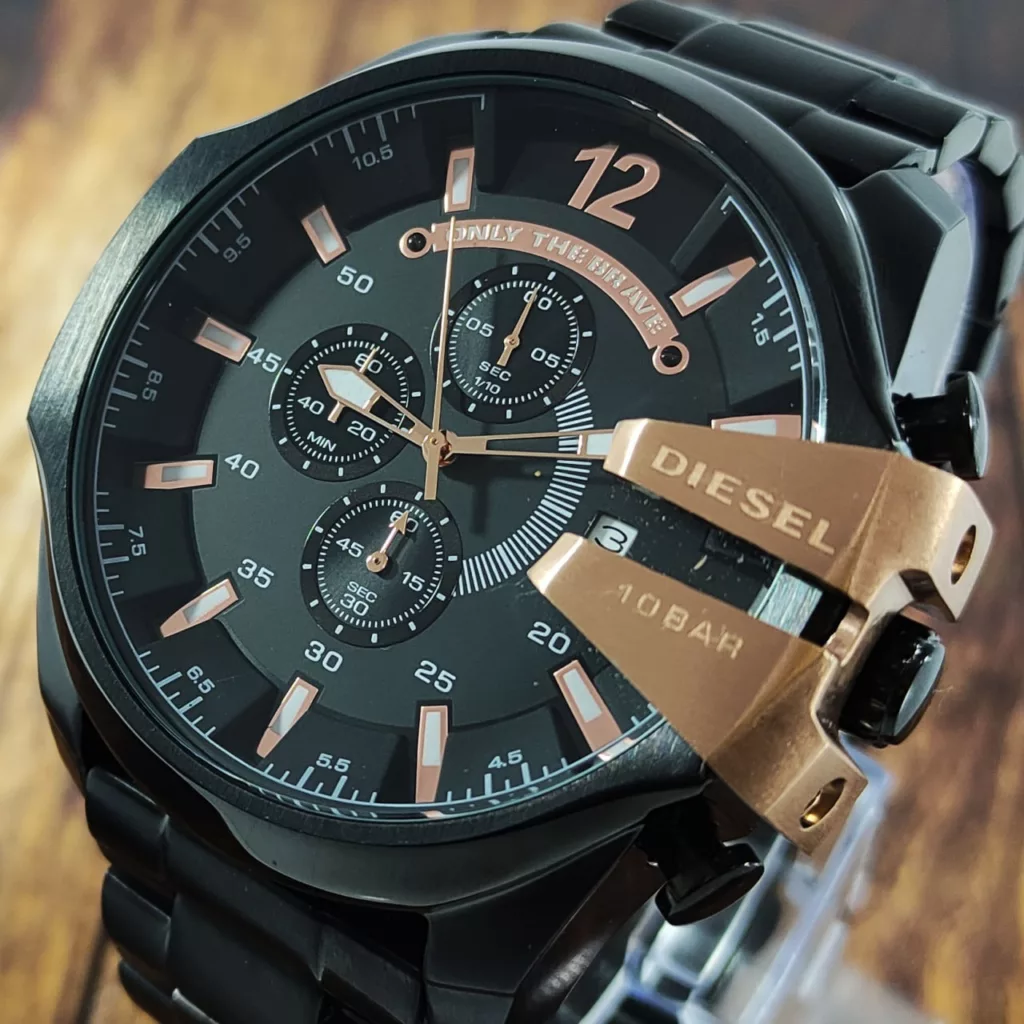 ساعت مچی عقربهای مردانه مدل شاخدار کد Dz395