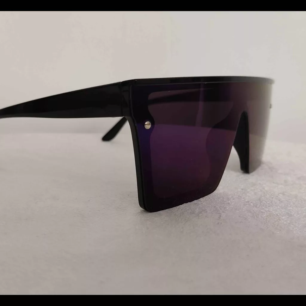 عینک آفتابی مدل 03