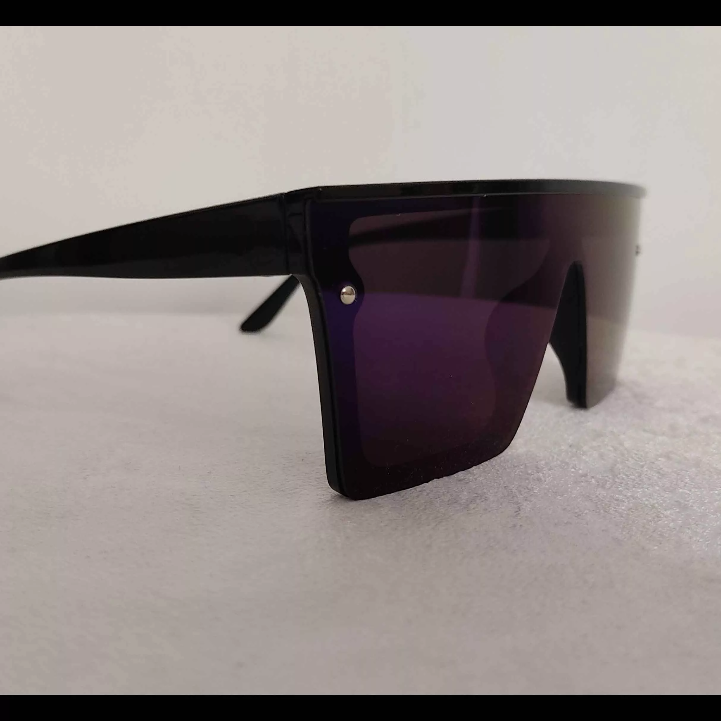 عینک آفتابی مدل 03