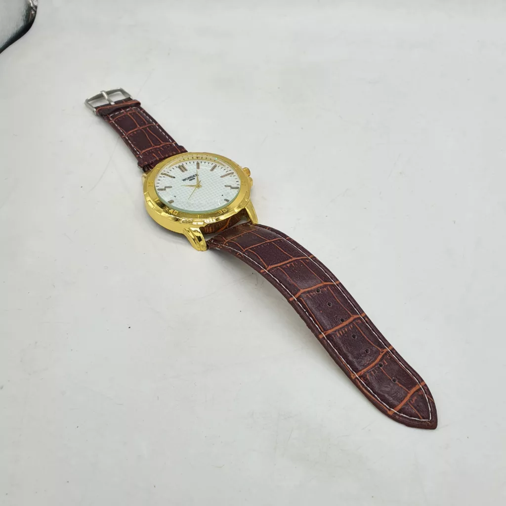 ساعت مچی عقربه‌ای مردانه مدل BRG6948W