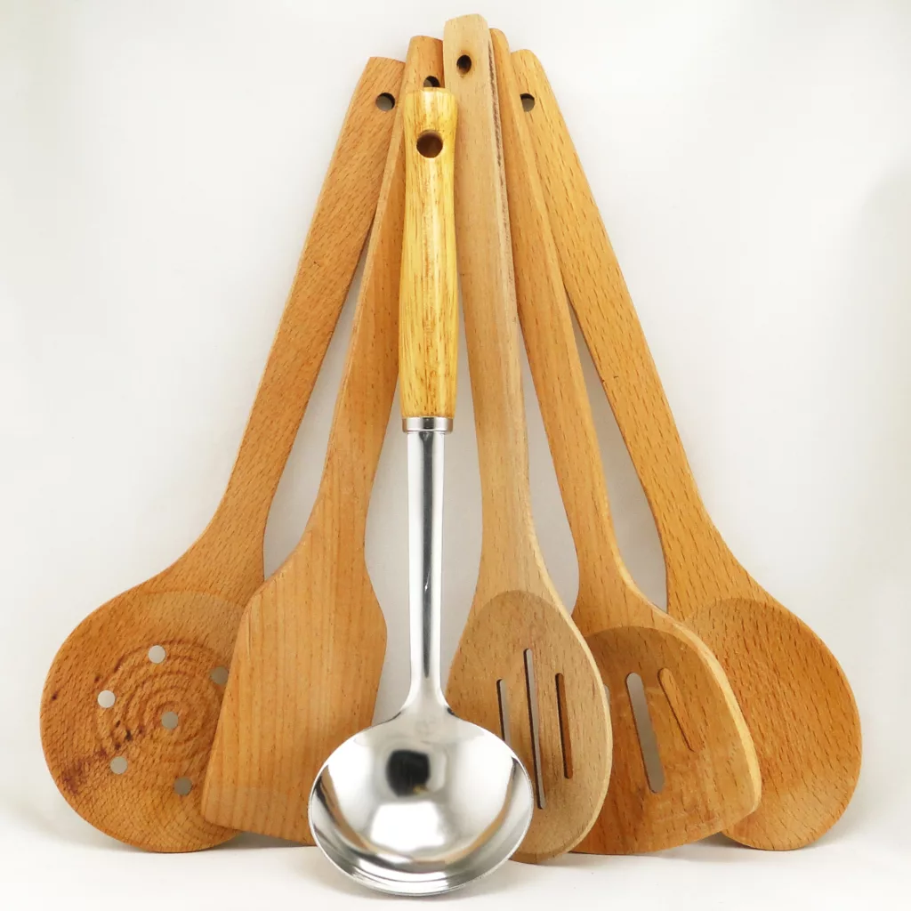 سرویس کفگیر و ملاقه چوبی 6 پارچه مدل CH6NEW