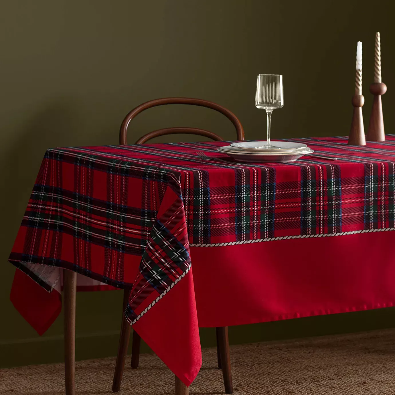 سفره هشت نفره مادام کوکو مدل Abella rd سایز 160*250 سانتی متر