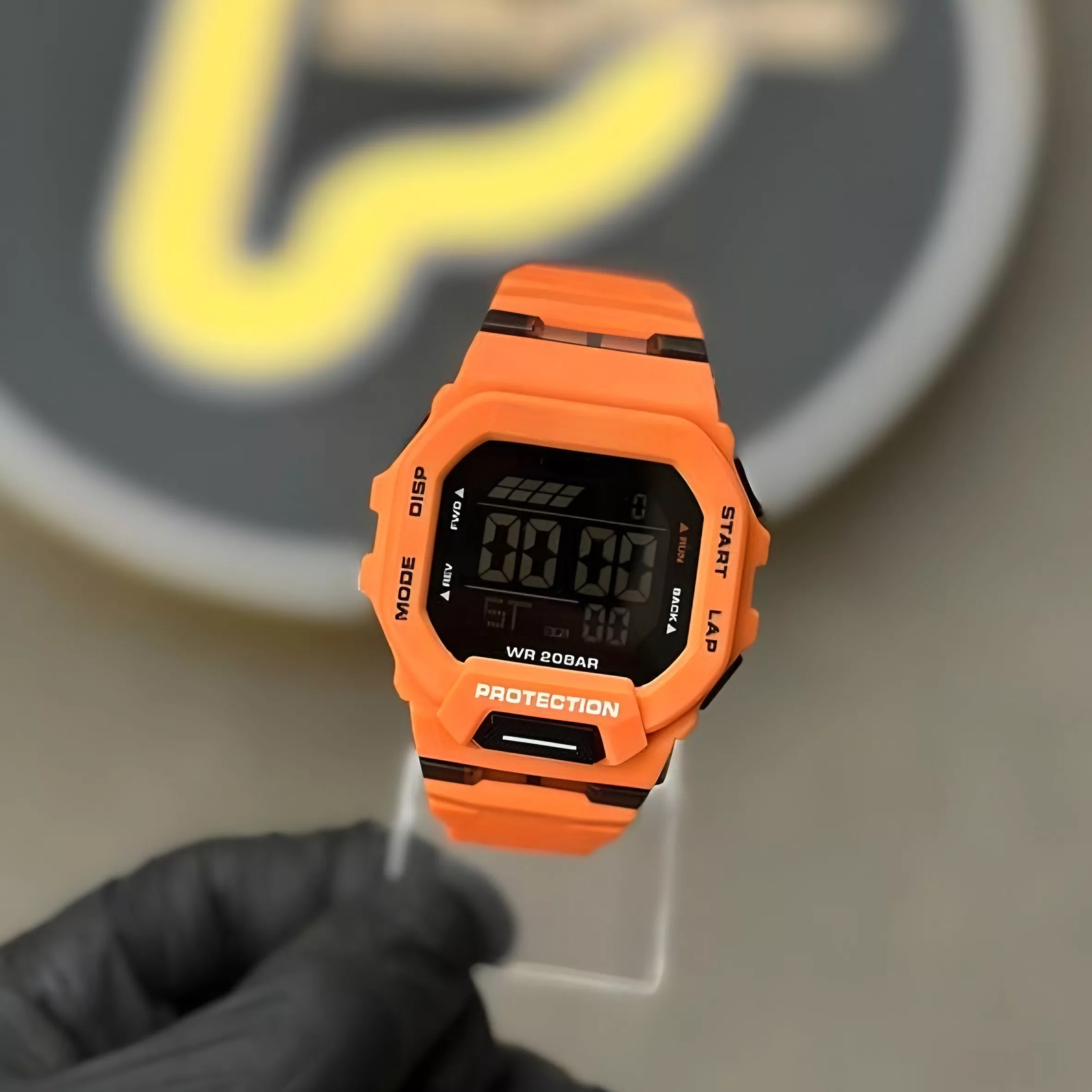 ساعت مچی دیجیتال مدل اسپرت بند رابر کرنوگراف کد GDB200.4