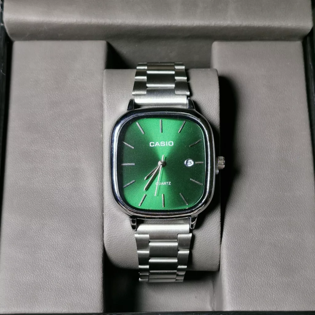 ساعت مچی عقربه‌ای مردانه کوارتز مدل کلاسیک کد CA1002