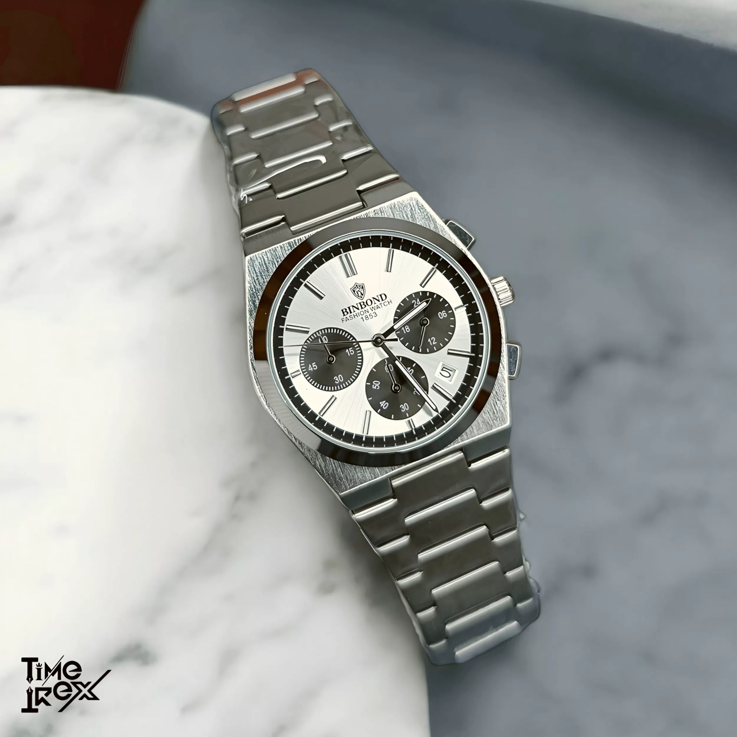 ساعت مچی عقربه‌ای کوارتز مردانه بین باند مدل  اسپرت سه موتور فعال کرنوگراف بند استیل قفل مخفی کد ۴