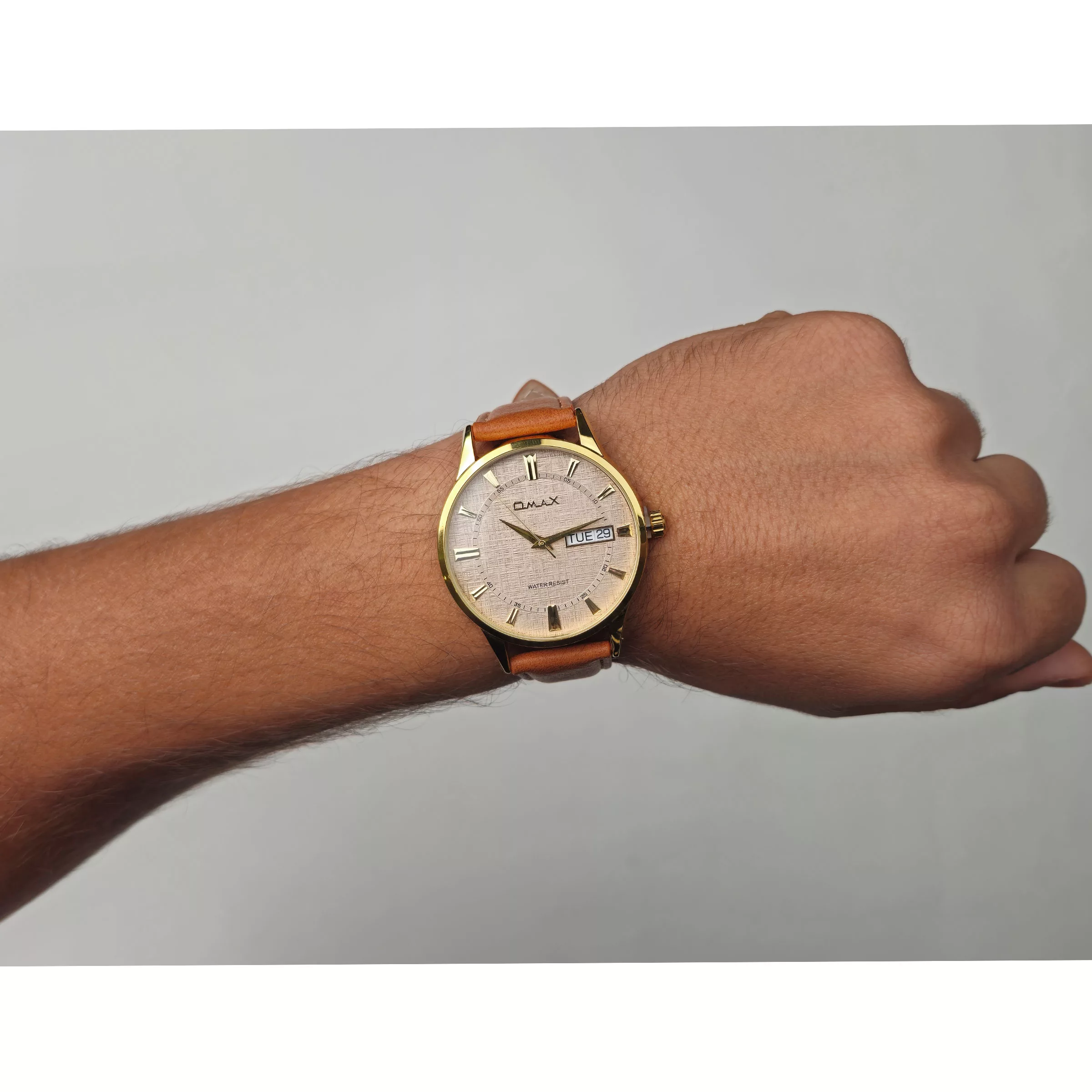 ساعت مچی عقربه‌ای کوارتز مردانه اوماکس مدل PRZ061QQ0DO