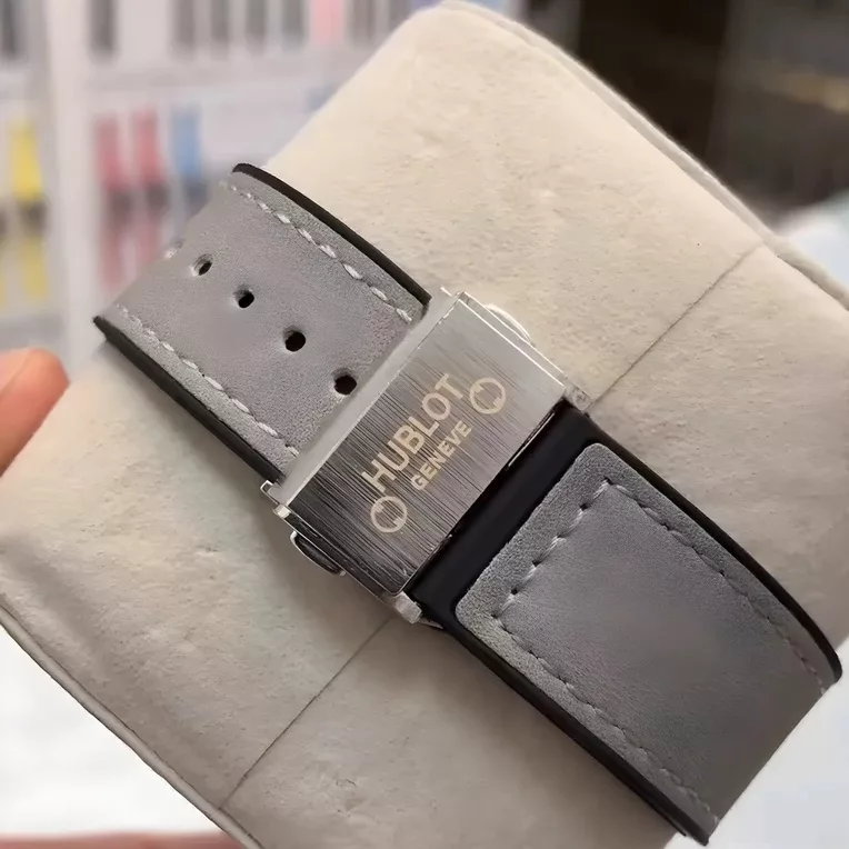 ساعت مچی عقربه‌ای مردانه  مدل تک موتوره اسکلتون کد 3