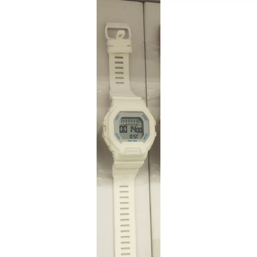 ساعت مچی دیجیتال مدل تک زمانه بند پیو کرنومتر دار کد c