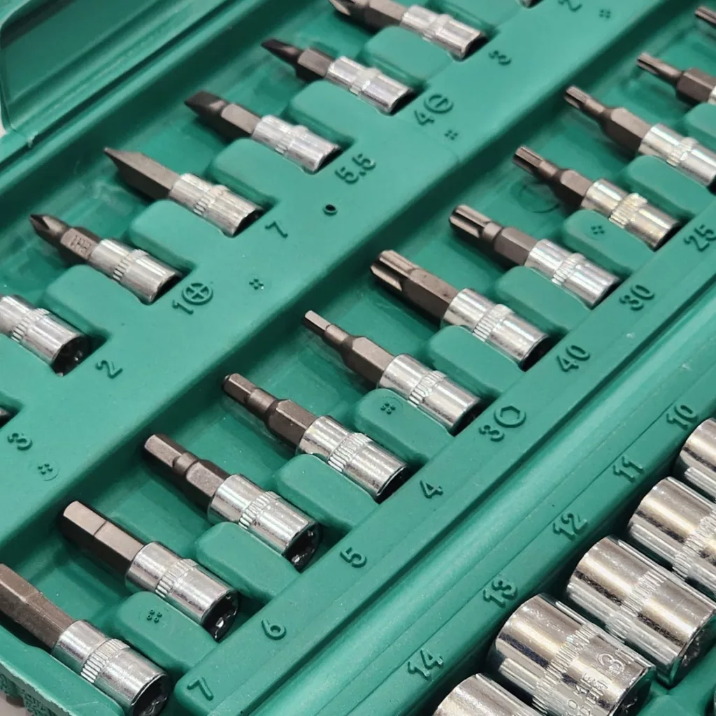 آچار بکس اوکی مدل ایکس مجموعه 46 عددی