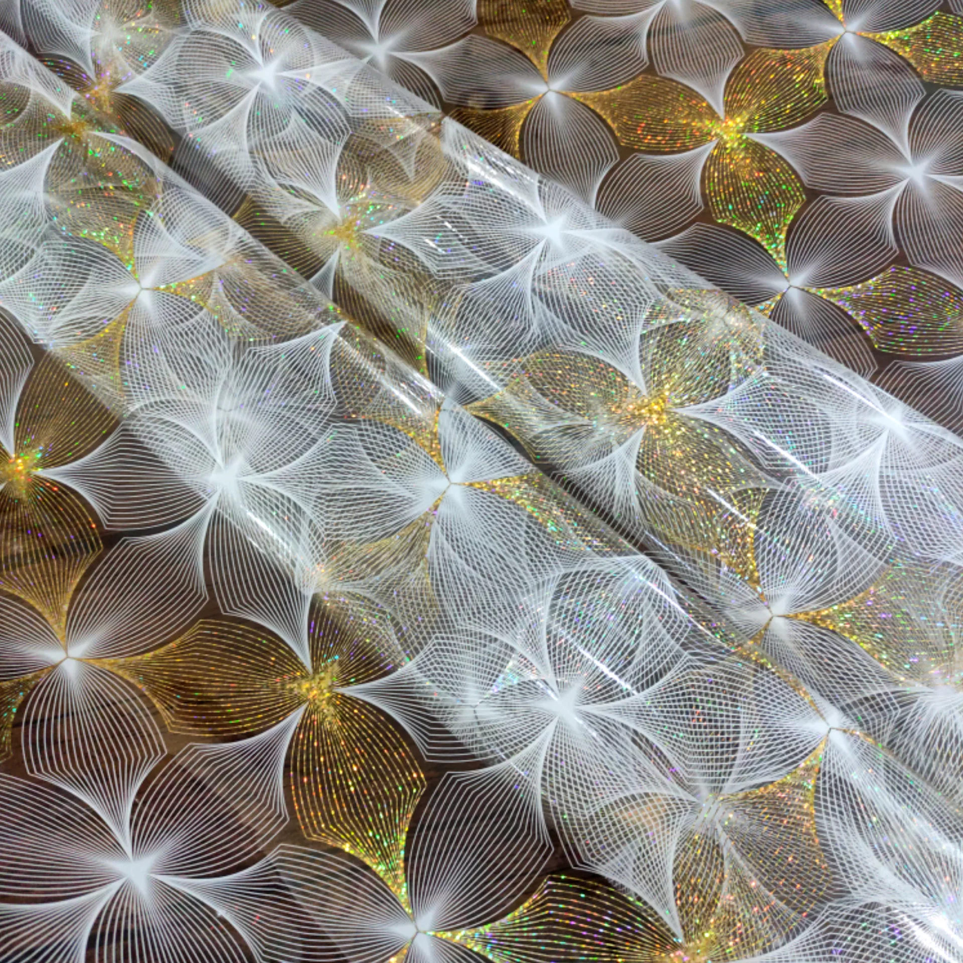 سفره 4 نفره مدل رو میزی طرح سه بعدی کد 04