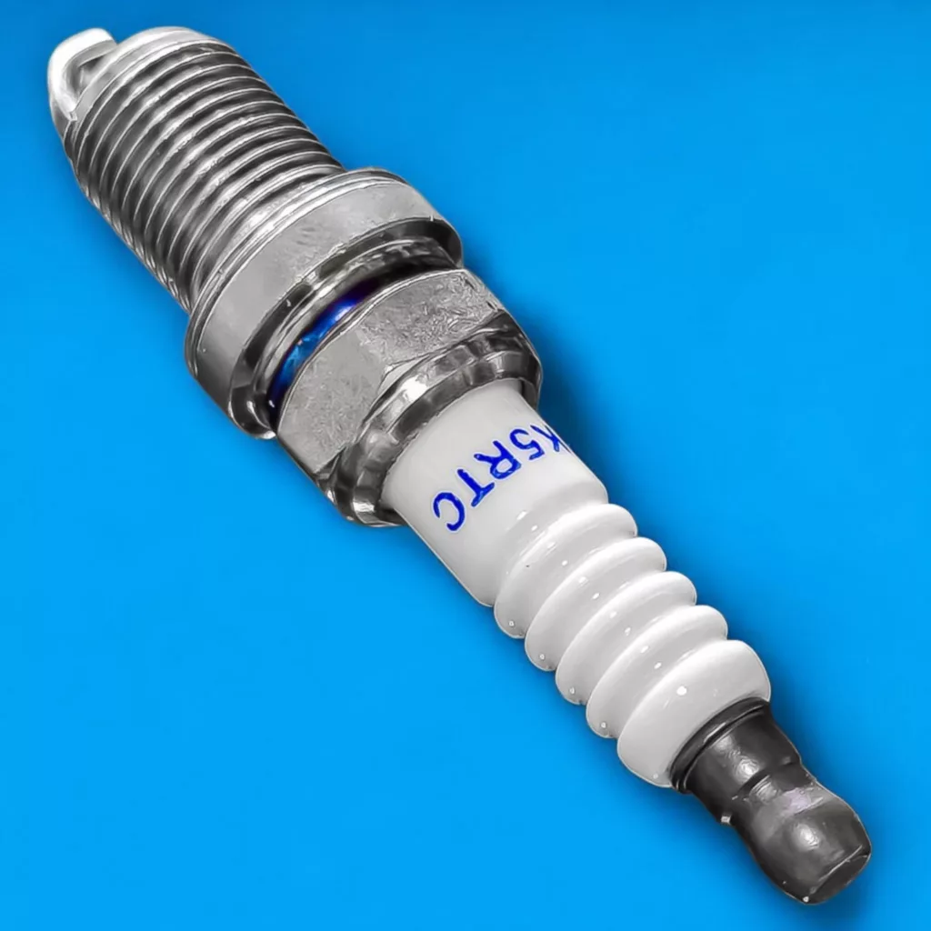 شمع خودرو تورچ مدل EF7.EF7TC.EFP کد K5RTC.PNE پایه کوتاه مناسب برای سمند و دنا بسته 4 عددی