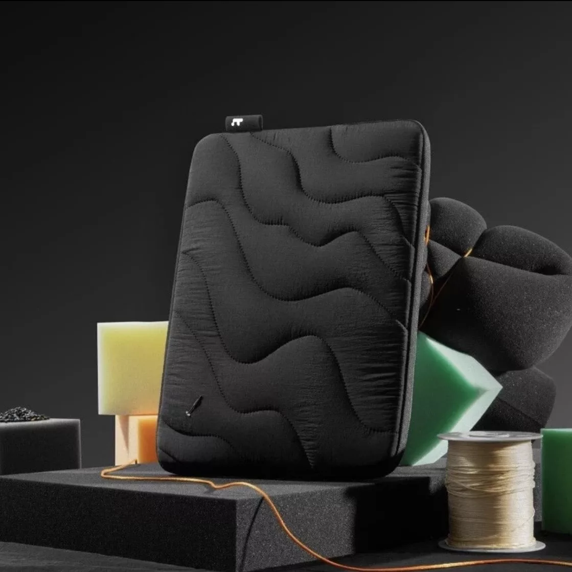 کاور لپ تاپ تام تاک مدل Terra-A27 MacBook مناسب برای لپ تاپ های تا ۱۳ اینچ به همراه کیف لوازم جانبی
