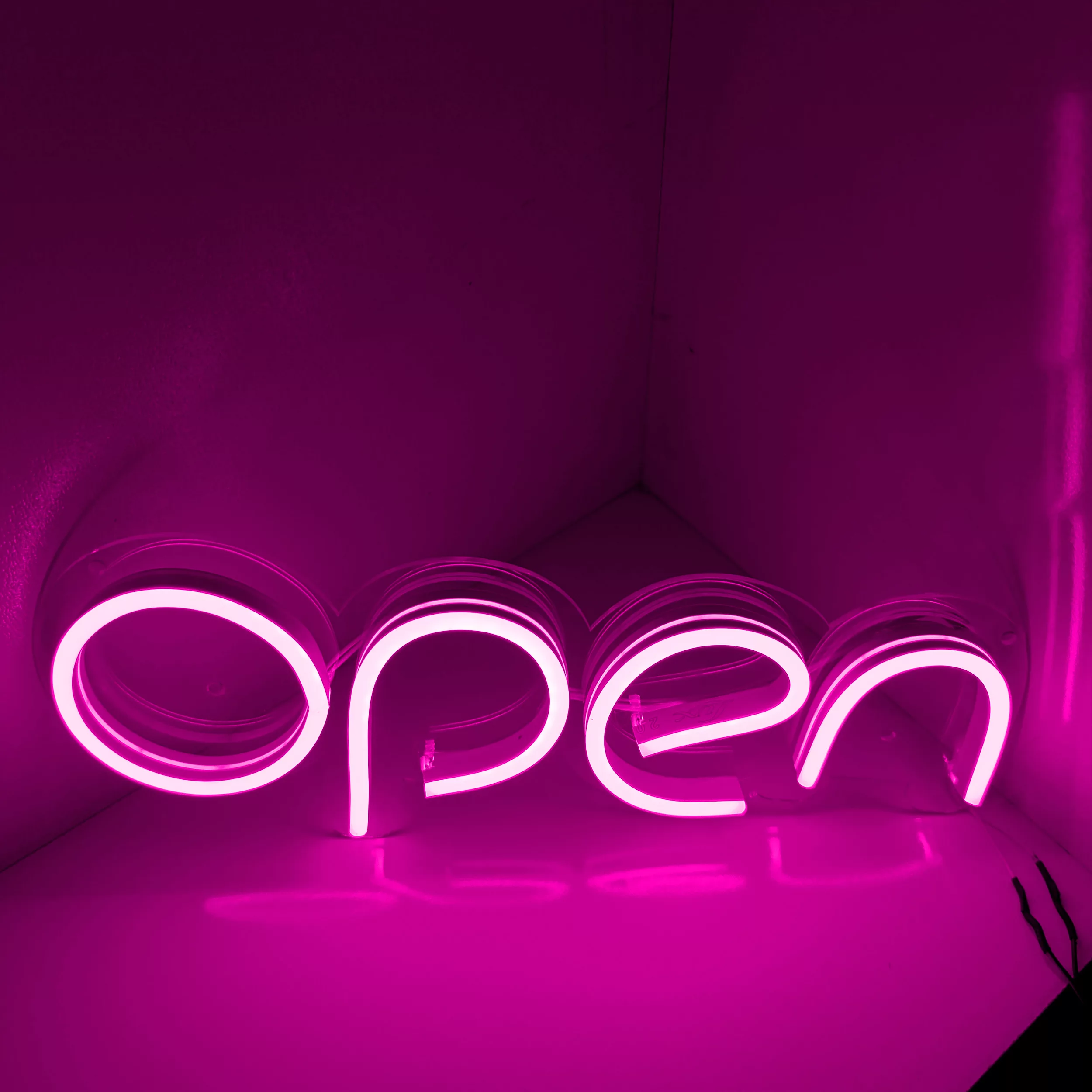 تابلو نئون فلکسی طرح Open مدل O1
