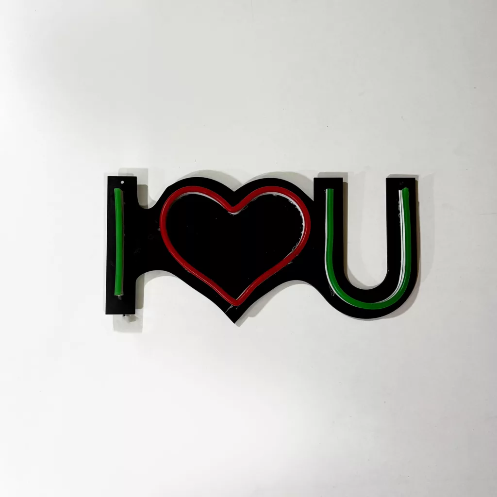چراغ نئونی مدل i love u