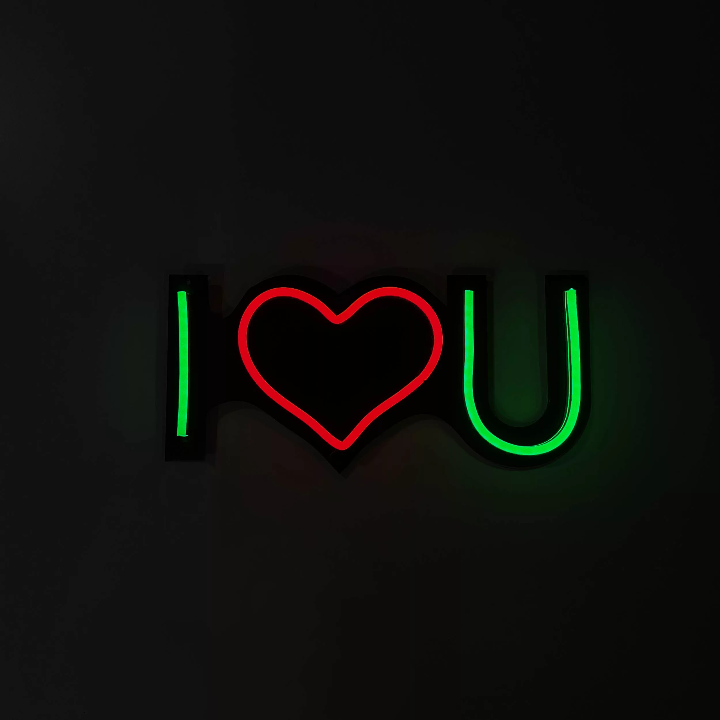 چراغ نئونی مدل i love u چراغ نئونی مدل i love u