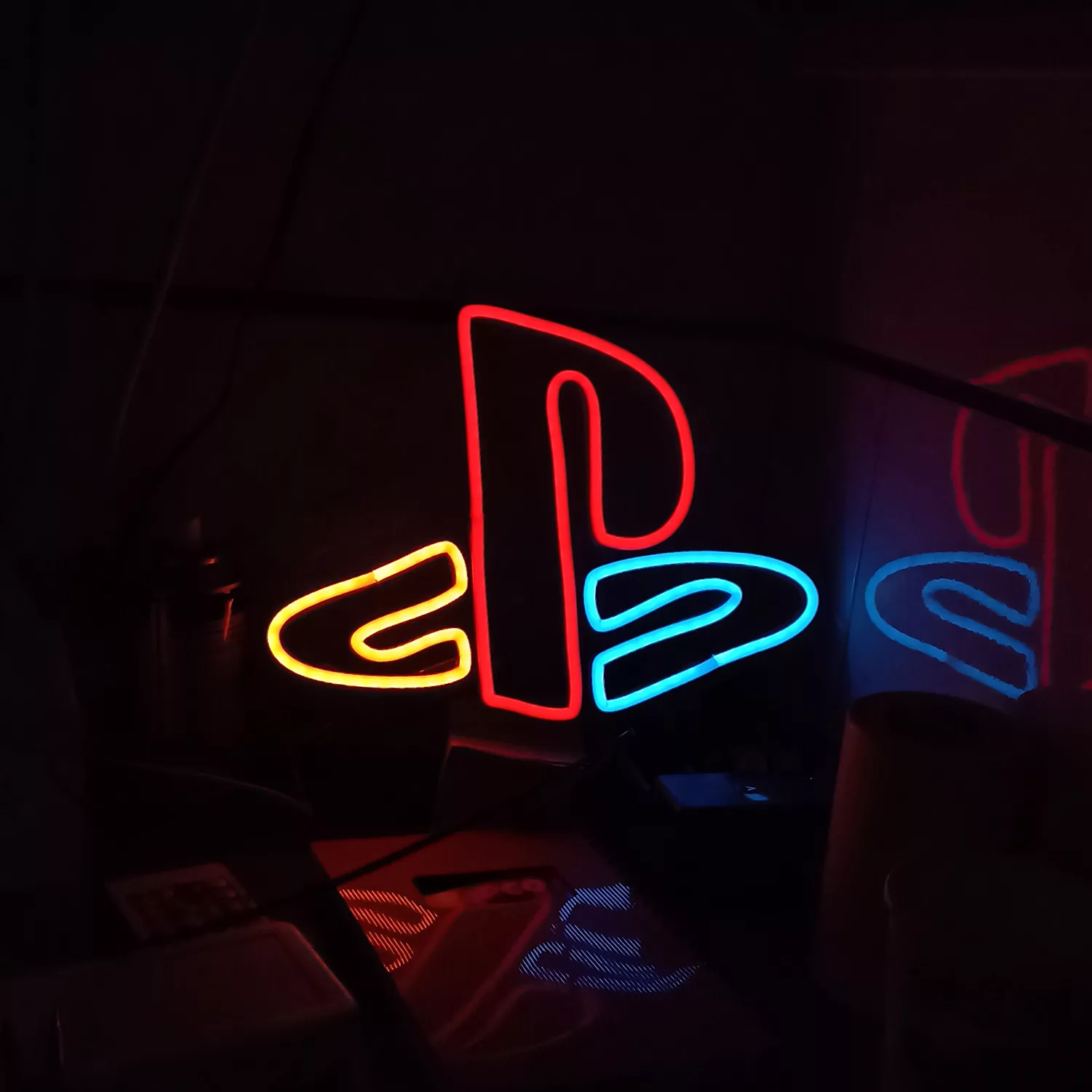 چراغ نئونی طرح PlayStation کد PS2026